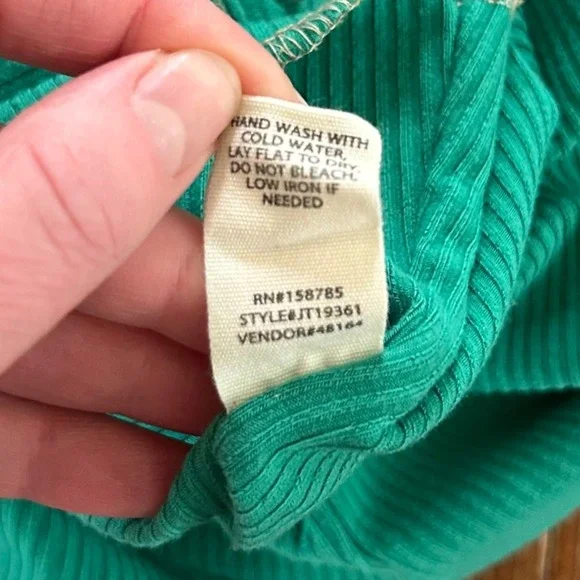 Gilded Intent High Neck Open Back Green Ribbed‎ Tank Top Women's Small - Picture 8 of 8